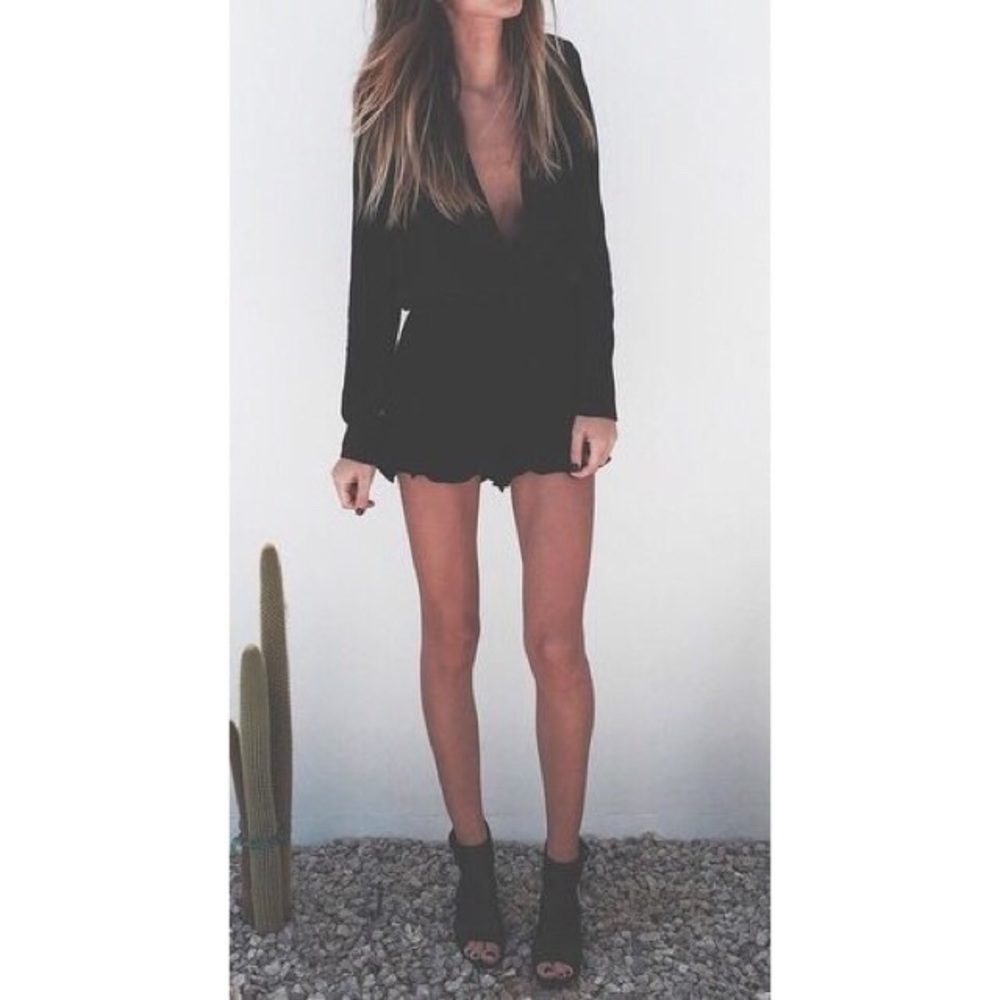 Twelfth Street by Cynthia Vincent Black Romper